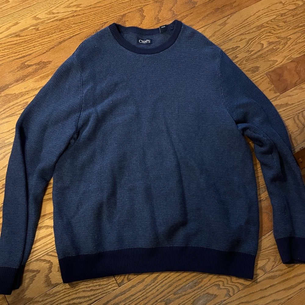 Chaps Men's Two-Tone Navy Crewneck Sweater